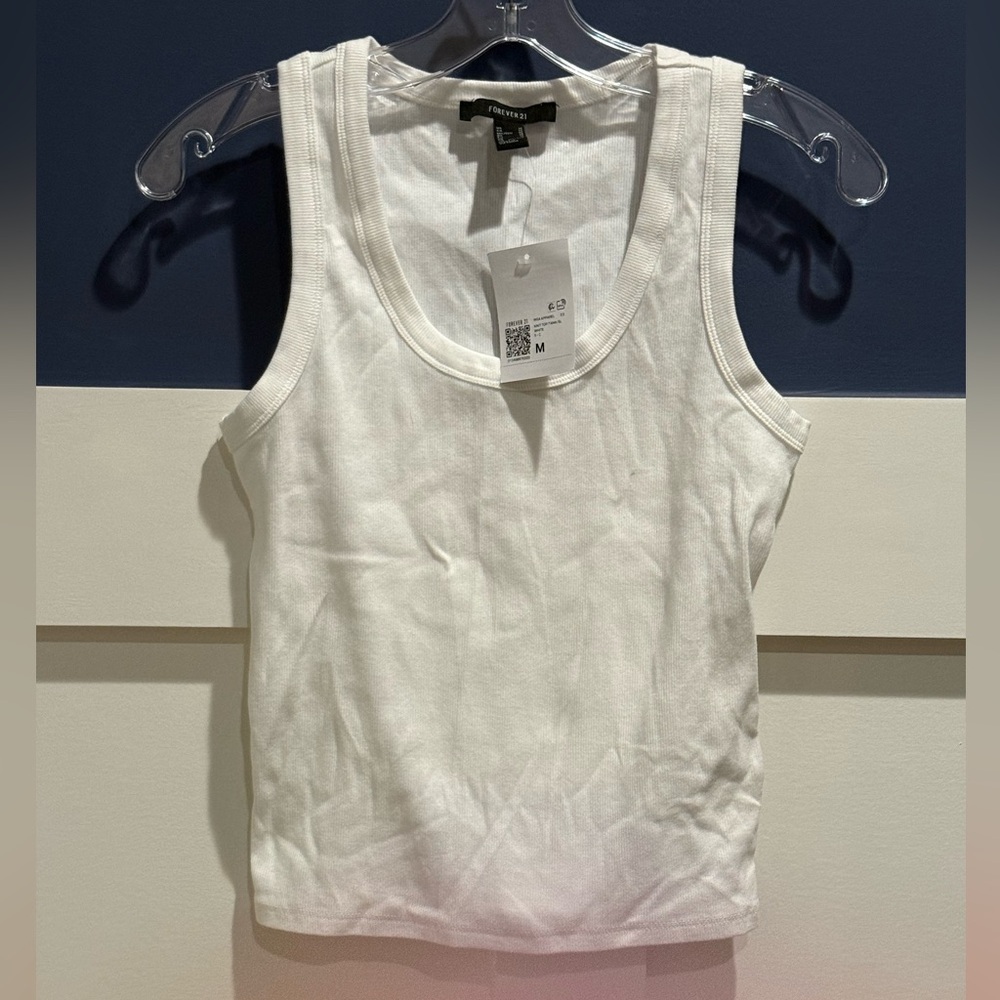 Forever 21 White Ribbed Tank Top Size M NWT